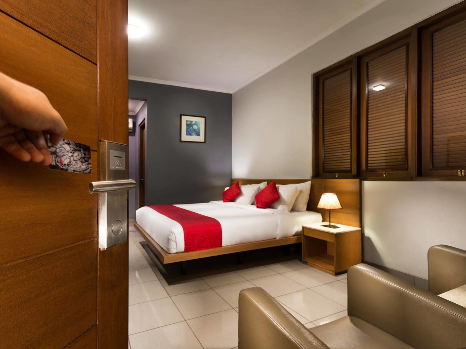 Ilos Hotel Μπαντούνγκ Εξωτερικό φωτογραφία
